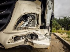 How Much Does a Truck Accident Lawyer Cost?
