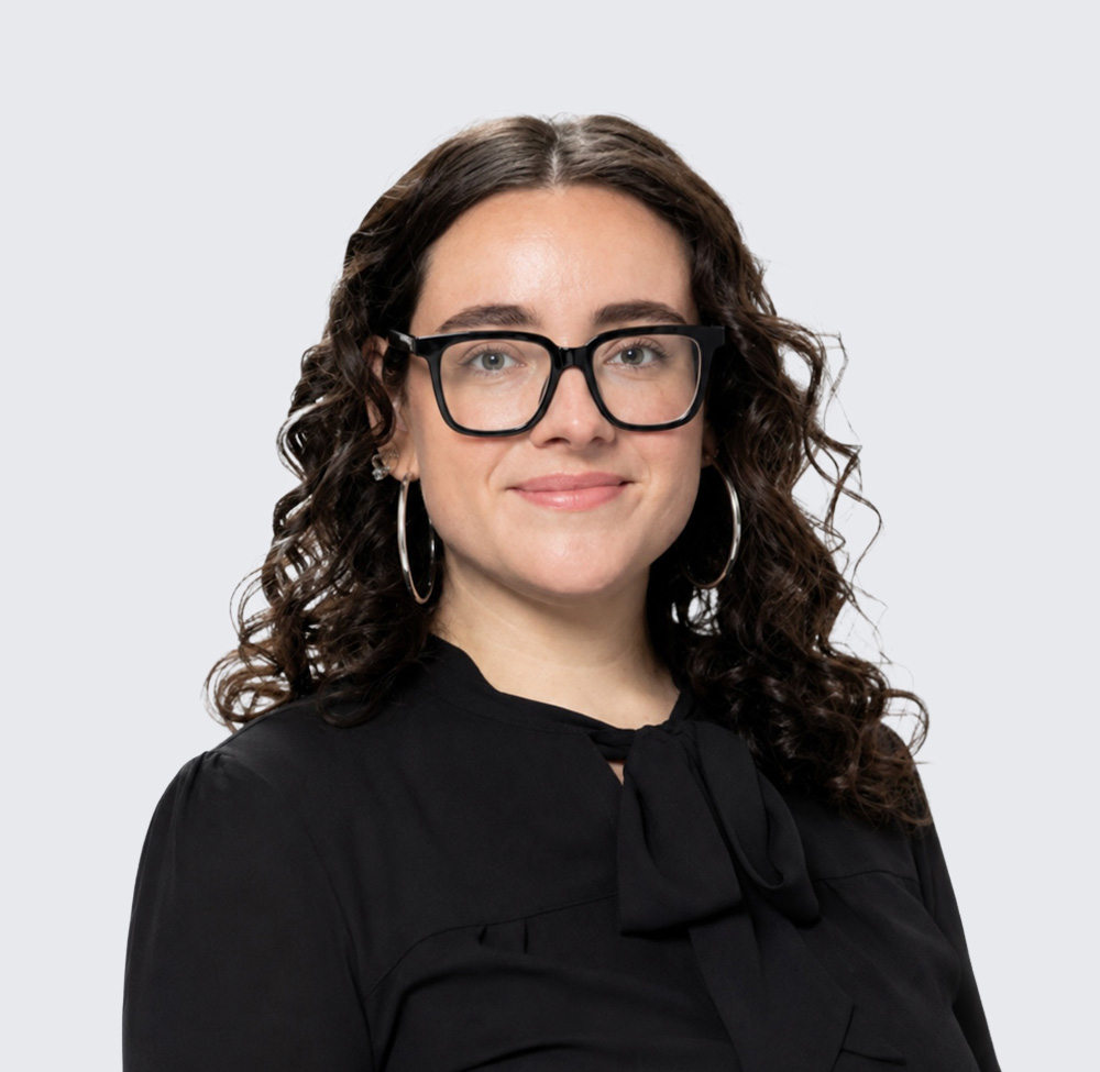  Theresa de la O - Coordinadora de Registros Medicos